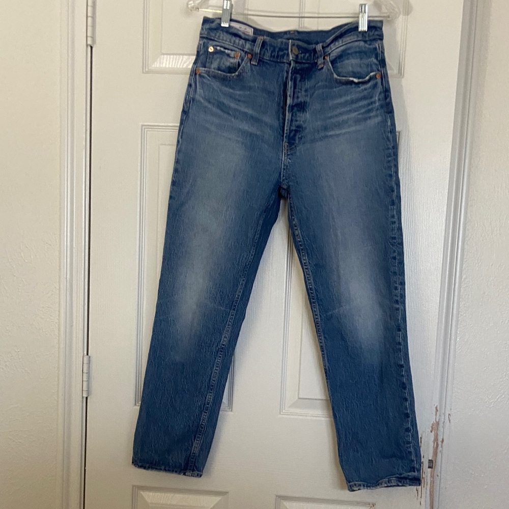 GAP Women's Straight Leg Blue Jeans